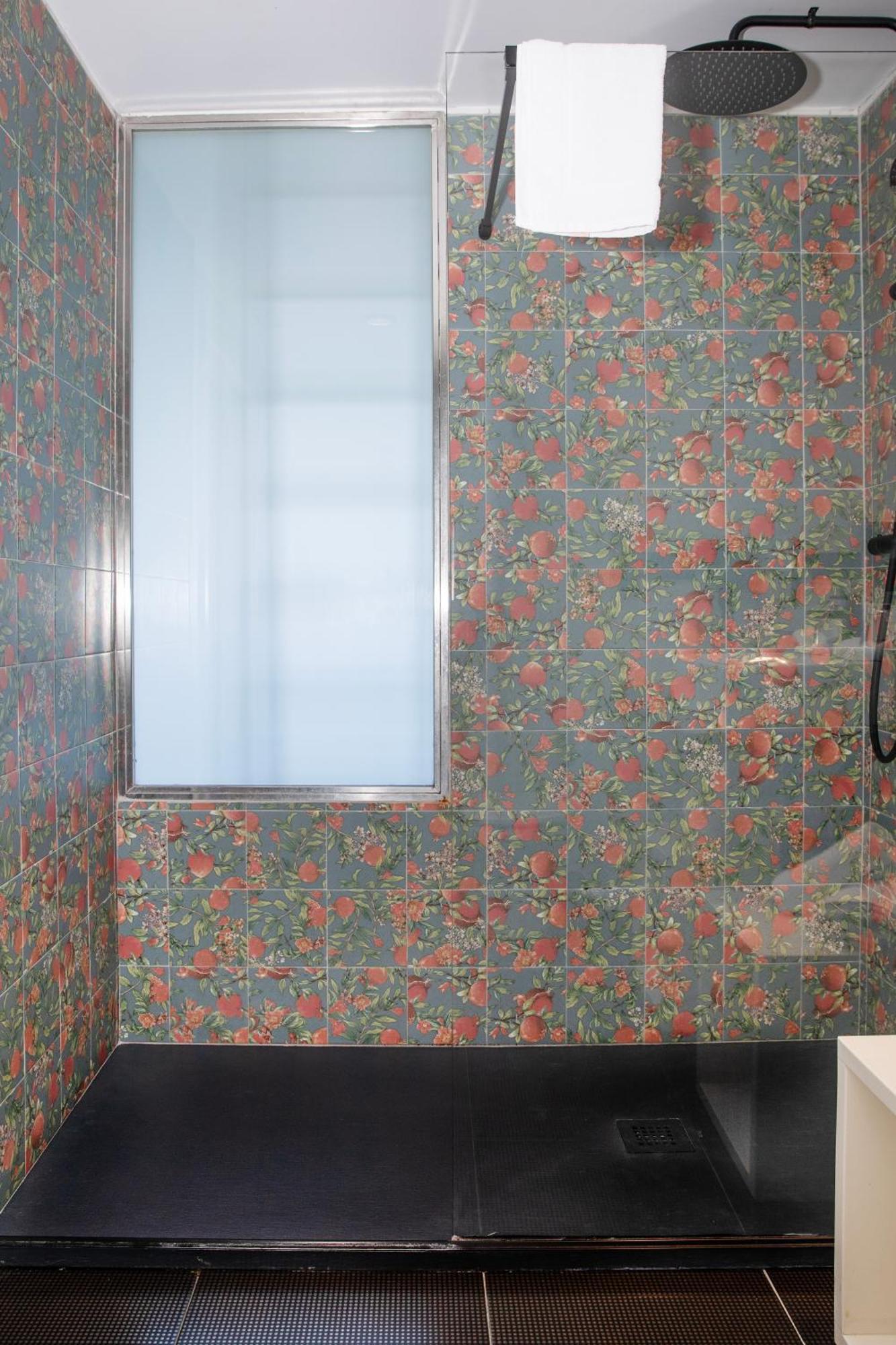 Hotel Arbe Мутрику Екстериор снимка