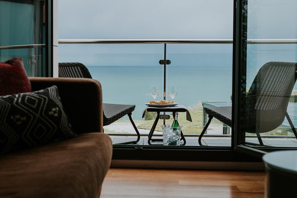 Hotel Arbe Мутрику Екстериор снимка