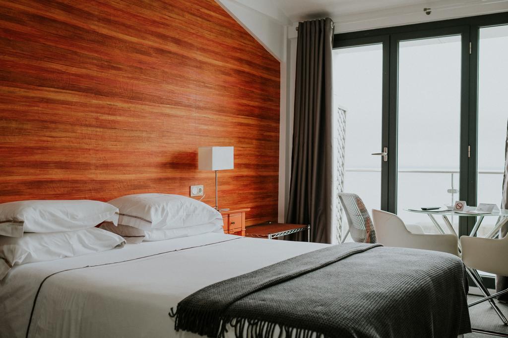 Hotel Arbe Мутрику Екстериор снимка